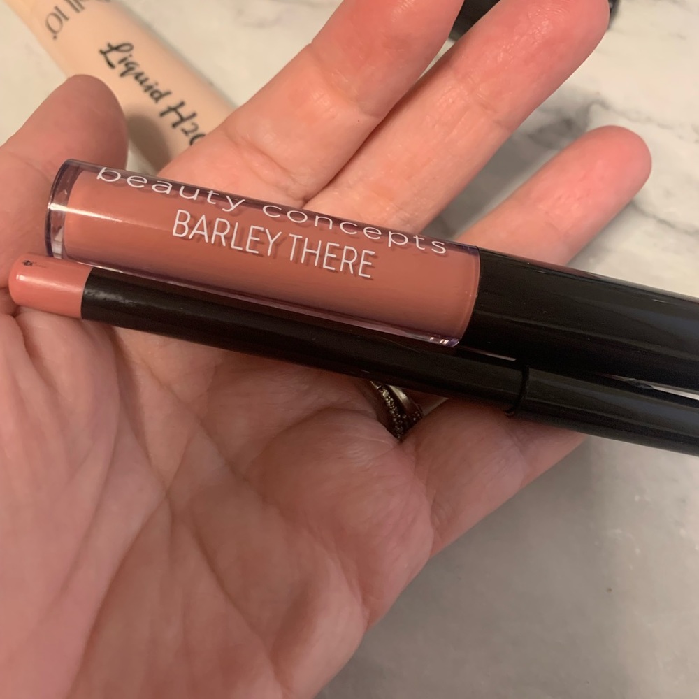 Makeup bundle - Picture 10 of 12